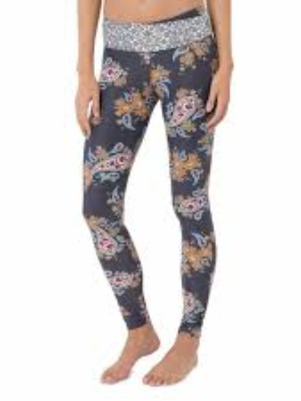 O'Neill 365 floral leggings size Small